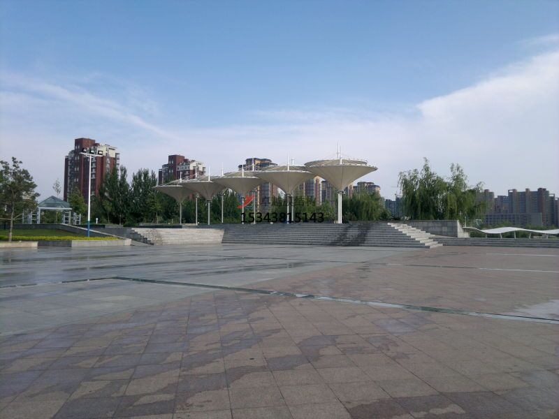 韶山<font color='red'>膜結(jié)構(gòu)景觀</font>【張拉膜景觀】承包安裝價(jià)格