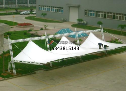 如何對(duì)PTFE膜材建筑進(jìn)行清洗？